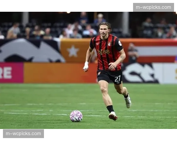 马略卡主帅阿吉雷抱怨赛程密集,称难以持续执行高消耗压迫战术 马略卡主帅阿吉雷抱怨赛程密集,称难以持续执行高消耗压迫战术